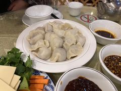 -鹤乡东北菜(崮山路店)