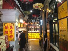 -东口码头·烧鸽子·鱼头泡饼·地方菜(金鹰悦城店)