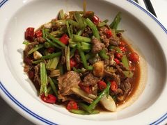 土芹菜炒黄牛肉-湘语·湖南家常菜(新洲店)