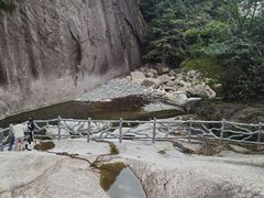 -鄣山大峡谷