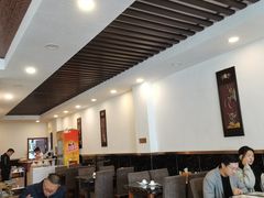 大堂-桃园中华料理炸酱面(燕儿岛路店)