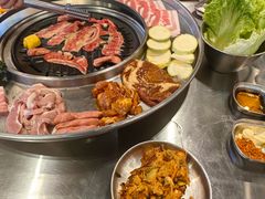 -哈哈碳都·牛肋条无限自助烤肉(宝龙店)