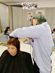 -八佰伴8008星级形象店