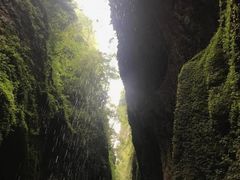 -龙水峡地缝景区