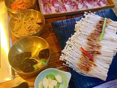 澳洲肥牛-韩香阁烤肉·烤活鳗(宽厚里店)