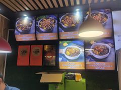 -内蒙焖面大盆骨餐馆(山大路店)