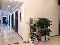 -瑞尔齿科(颐堤港诊所)