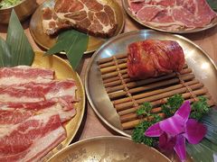 -闻老头·菊花炭烤肉(D11店)