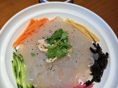 -鸽舞笙平金牌烧鸽子·融合菜(鲁谷店)