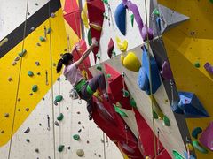 -问山MountQuest攀岩馆