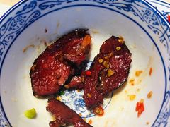 大蒜辣椒炒腊牛肉-味上湘菜馆(阿波罗店)