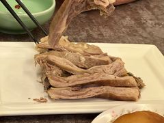 手抓肋条-贯贯吉·清真餐厅(浙江中路店)