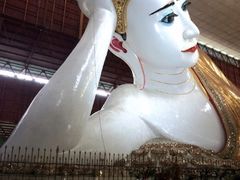 -ခြောက်ထပ်ကြီးရွှေသာလျောင်းဘုရားကြီး