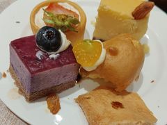 -东方红海鲜百汇(国际大厦店)