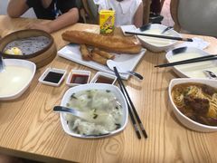 -门庭若市豆浆油条(恒生广场店)