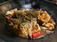 -万记麻辣烫国展总店