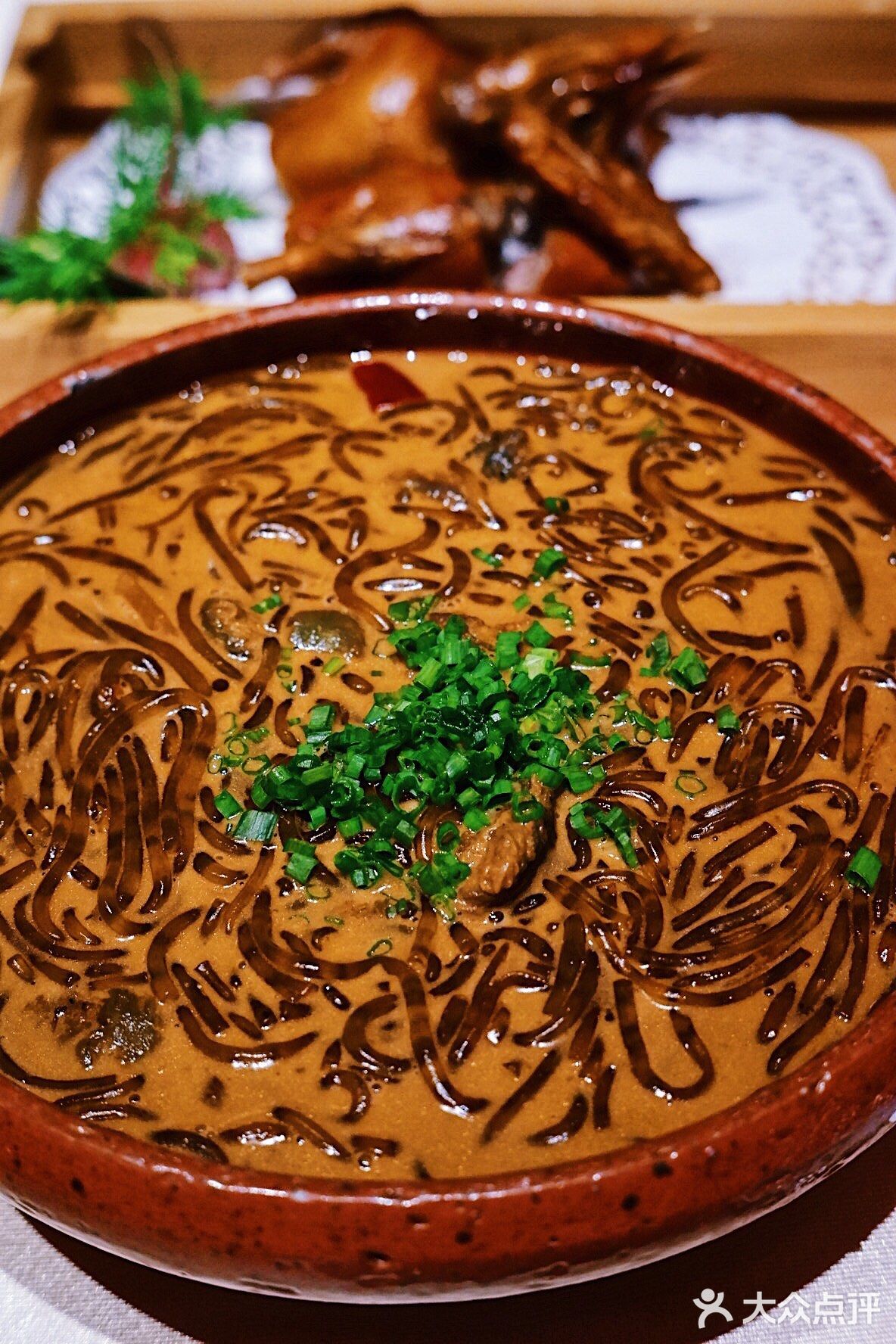 中西合璧复刻经典的红馆海派粤菜