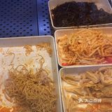 重要的是怎么卖快乐。5.卖熟食的关键不是技巧