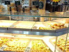 -酥大興·新国潮糕点配茶饮(龙岗万达黑金店)