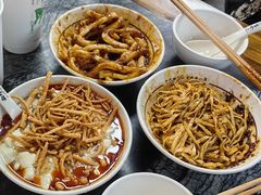 -小谭豆花(西大街店)