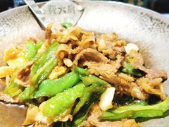 -费大厨辣椒炒肉(万家丽一店)