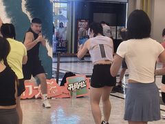 -上海世纪汇广场