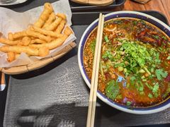 -云阿蛮云南生烫牛肉米线(奉贤路店)