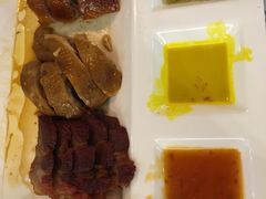 -新大咀港式茶餐厅(宝山万达店)