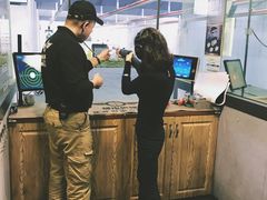 -都市枪神实弹射击俱乐部