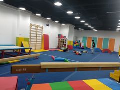 -蜩动儿童运动成长馆(恒生万鹂广场店)