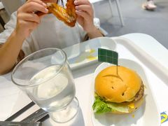 -宜家·瑞典风味餐厅(武汉荟聚中心店)
