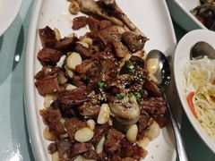 -老船夫婚宴婚庆会馆(延吉路店)