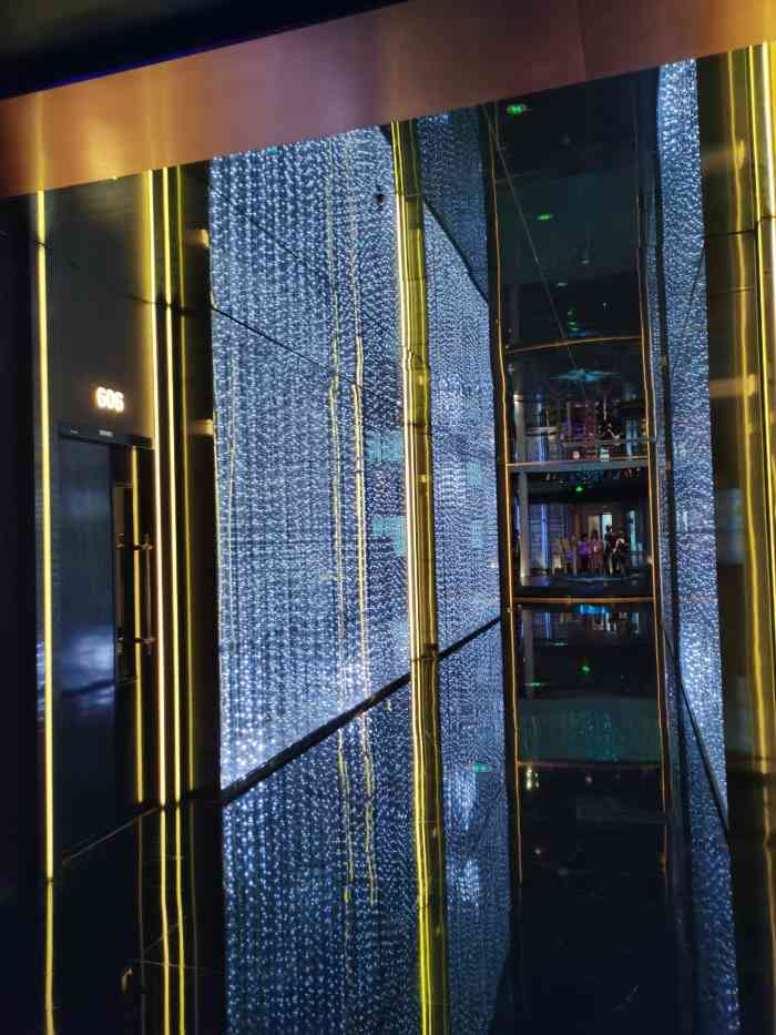 v·show ktv(南山店)-"90哈哈哈90第一次来到这么高大上的k.