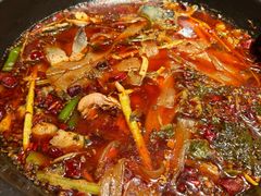 木姜子锅底-小饕荟雅安贡椒鱼鲜馆(广福桥店)