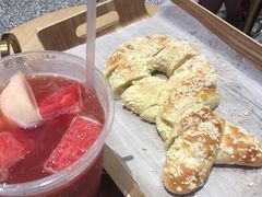 -奈雪的茶(青岛卓悦里INTOWN店)