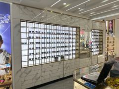 -世纪大明眼镜·蔡司战略授权店(汉街店)