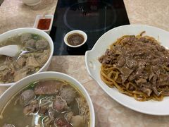 -华威达牛庄(黄埔大道西店)