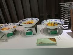 -亚洲国际大酒店·云顶阁旋转自助餐厅