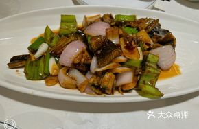 Stir-fried Eel with Onion