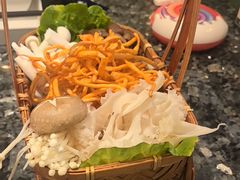 -一席地·本地鸡窝·杭帮鸡火锅(萧山银隆百货店)