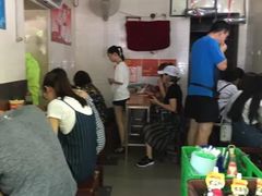 大堂-家阳赵师傅油饼包烧麦(粮道街店)