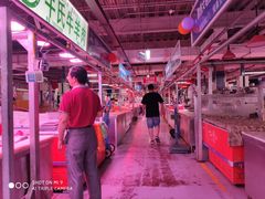-锦绣大地生鲜食品厅(巨山路店)