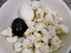 -何老二卤汁凉粉