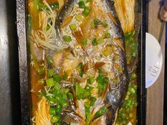 -夯鱼烤鱼·尔滨地标美食(国展店)