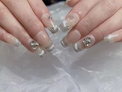 -爱纶美·美甲美睫半永久