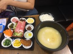 -阿香米线杭州西湖银泰文化广场餐厅