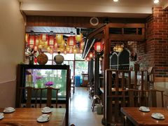 大堂-东来菜馆•手抓海鲜家常菜•海鲜锅贴(鸽子窝店)