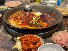 -四小区火锅·巷子里的重庆火锅(花照壁店)