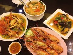 -J Daeng Seafood
