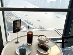 -看得到风景的咖啡馆(白玉兰广场店)